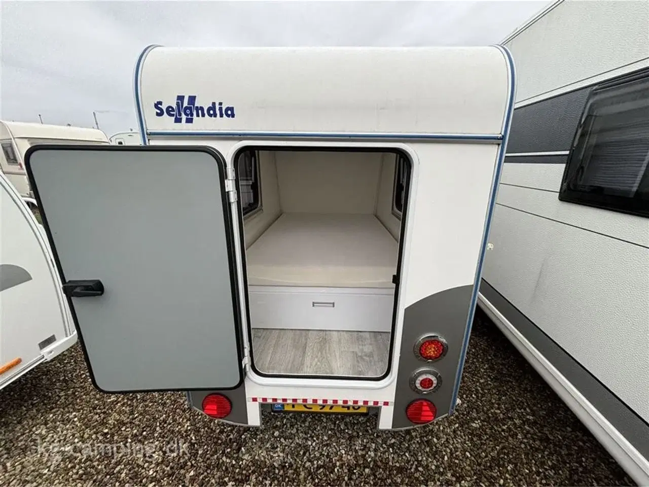 Billede 4 - 2023 - Tomplan Selandia Silverline Mini   Mini Campingvogn – Selandia Tomplan Mini Cargo 210