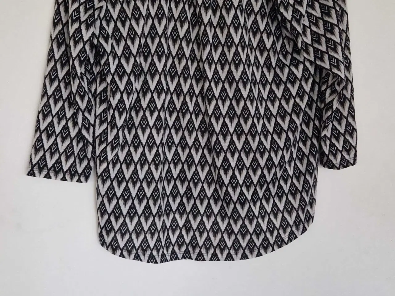 Billede 2 - Sommer bluse fra Soyaconcept 