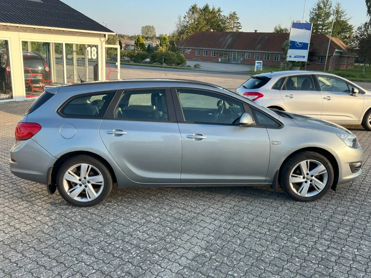 Billede 5 - Opel Astra 1,4 T 140 Sport Sports Tourer