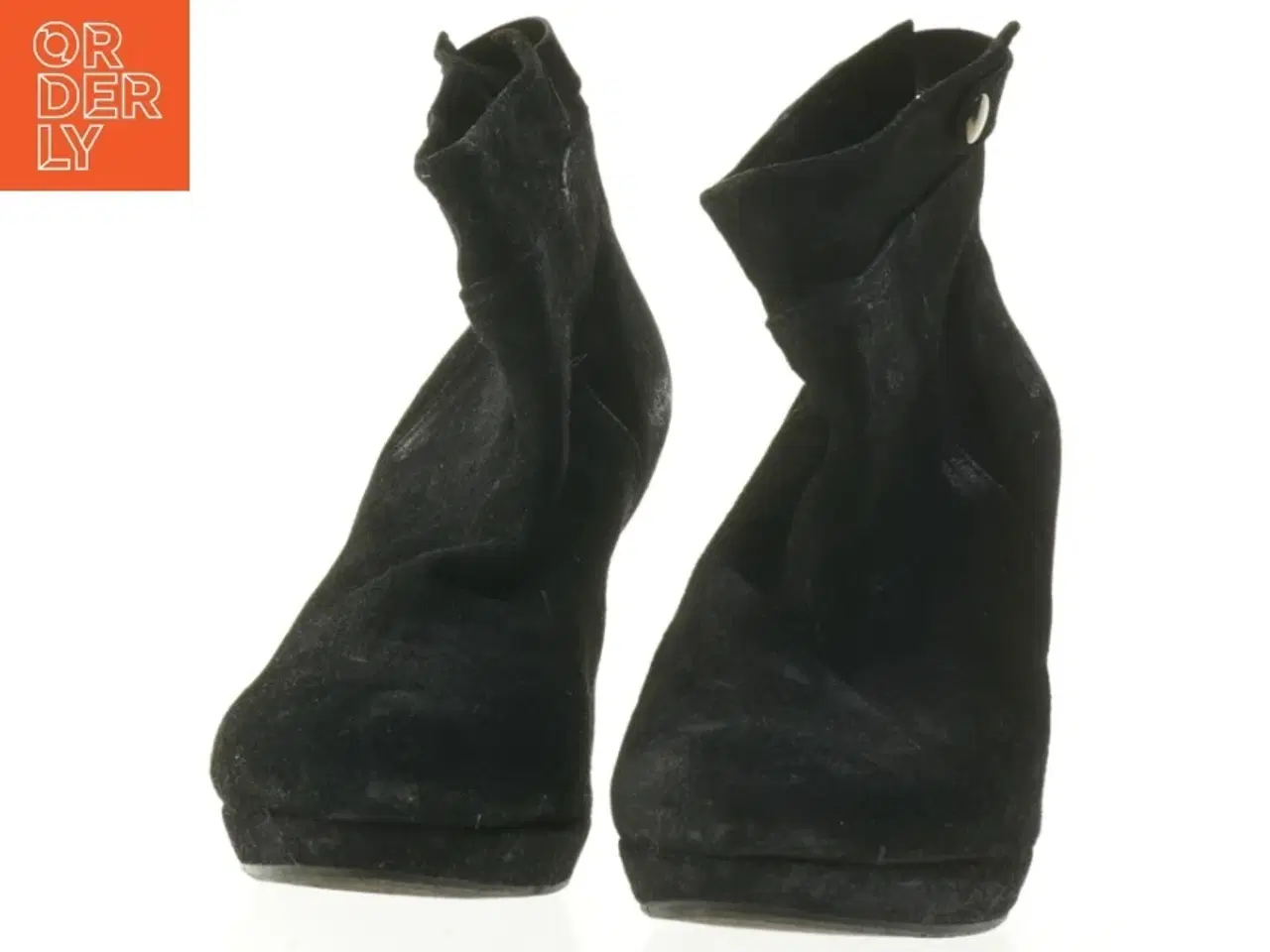 Billede 4 - Sort ankelstøvle med hæle fra Billi Bi (str. 38 )