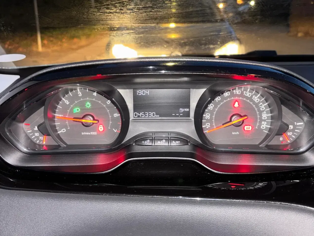 Billede 10 - Peugeot 208 5 dørs kun kørt 44.000 km