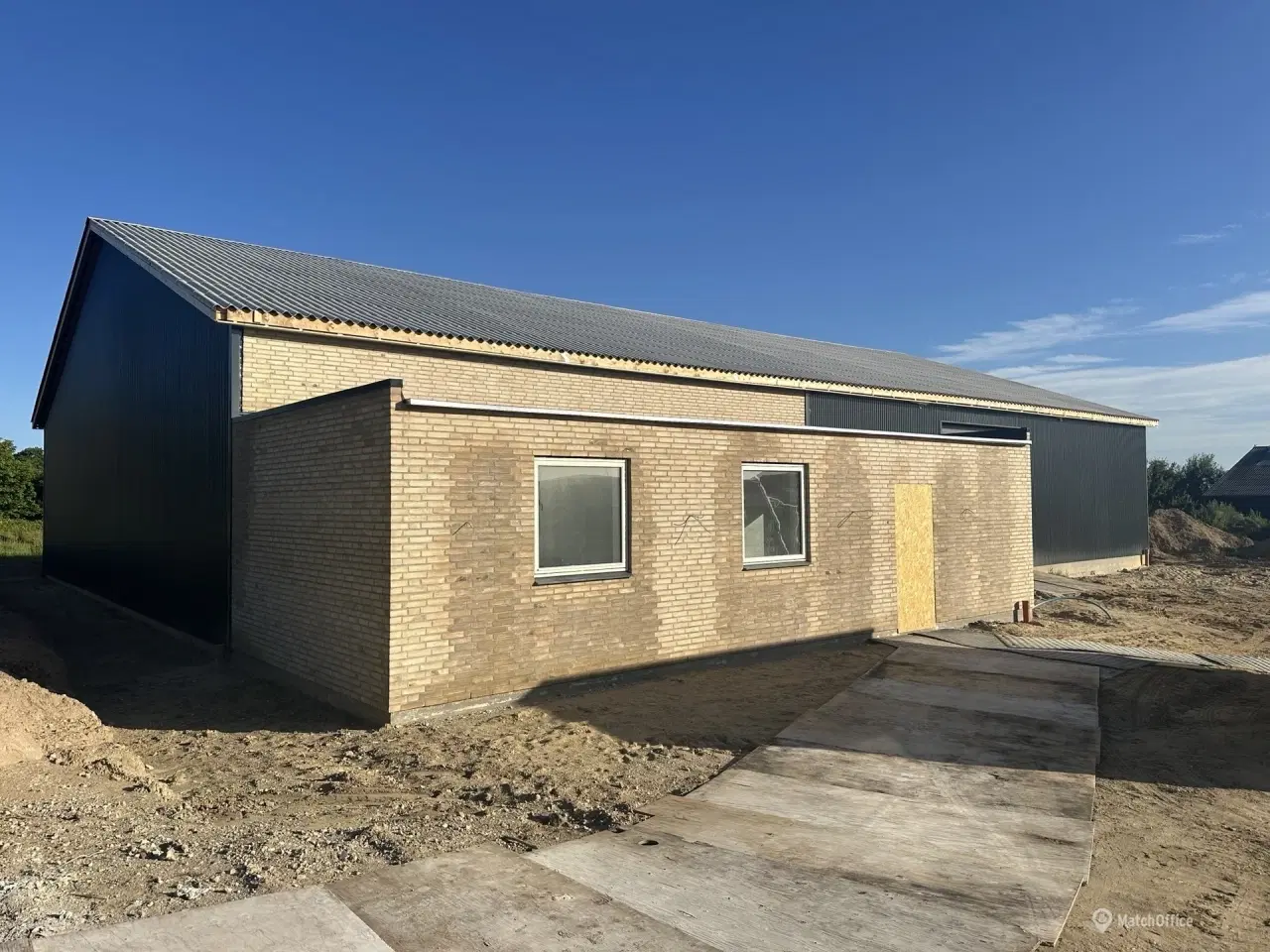 Billede 1 - Nyopført kontor og isoleret lager til leje i Vejle