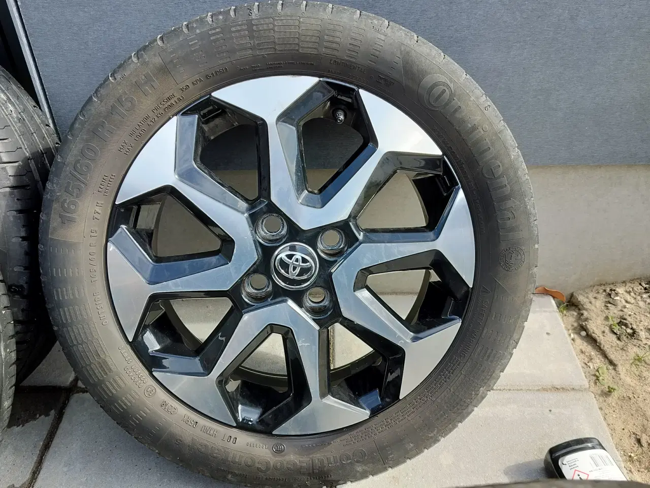 Billede 5 - 15 tommer orginal Toyota alufælge