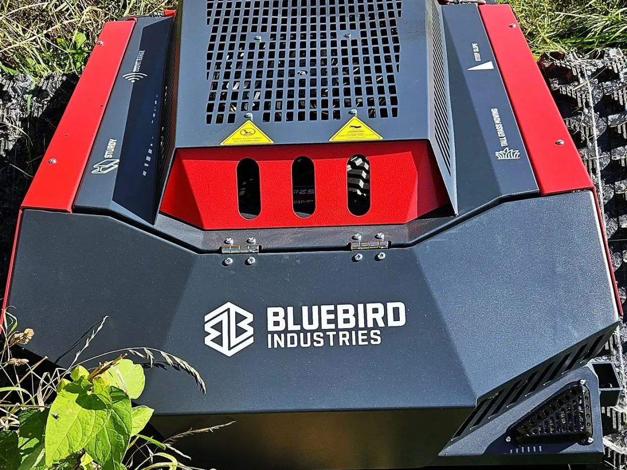 Billede 16 - Bluebird FM 24-70 / fjernstyret skråningsklipper / fabriksny