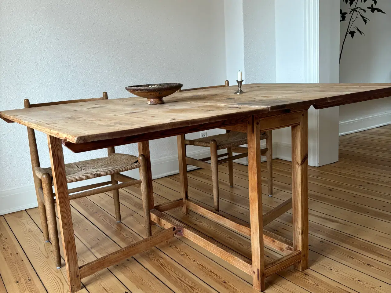 Billede 3 - Svensk biblioteksbord 