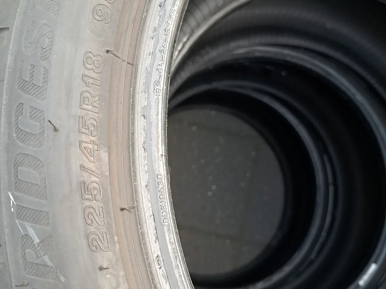 Billede 4 - Vinterdæk 225 45 18 Bridgestone 
