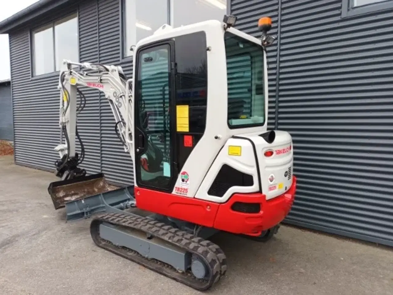 Billede 2 - Takeuchi TB 225