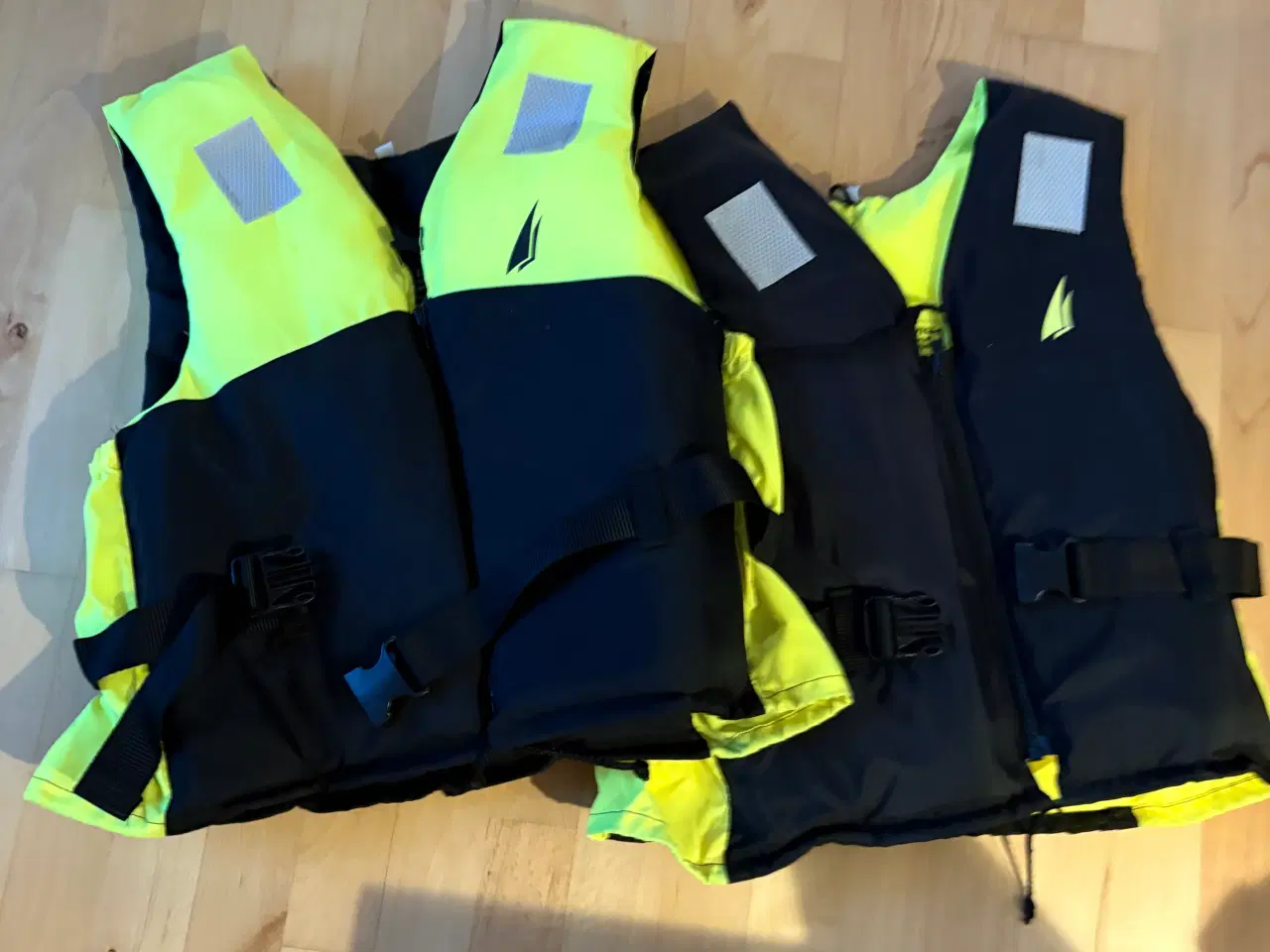 Billede 2 - Redning veste mange forskellige 