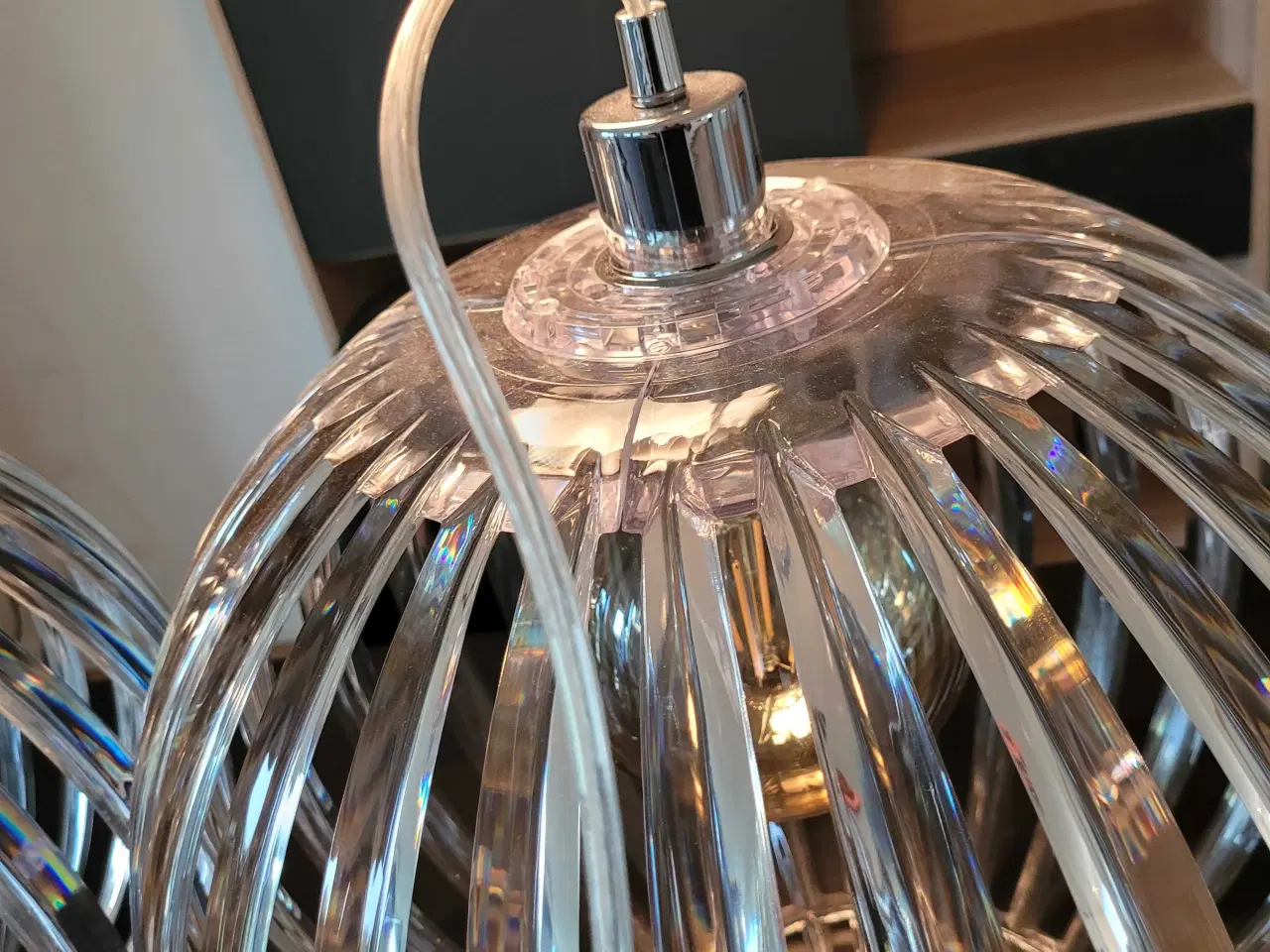 Billede 2 -  loftspendler med lysdæmpende pærer