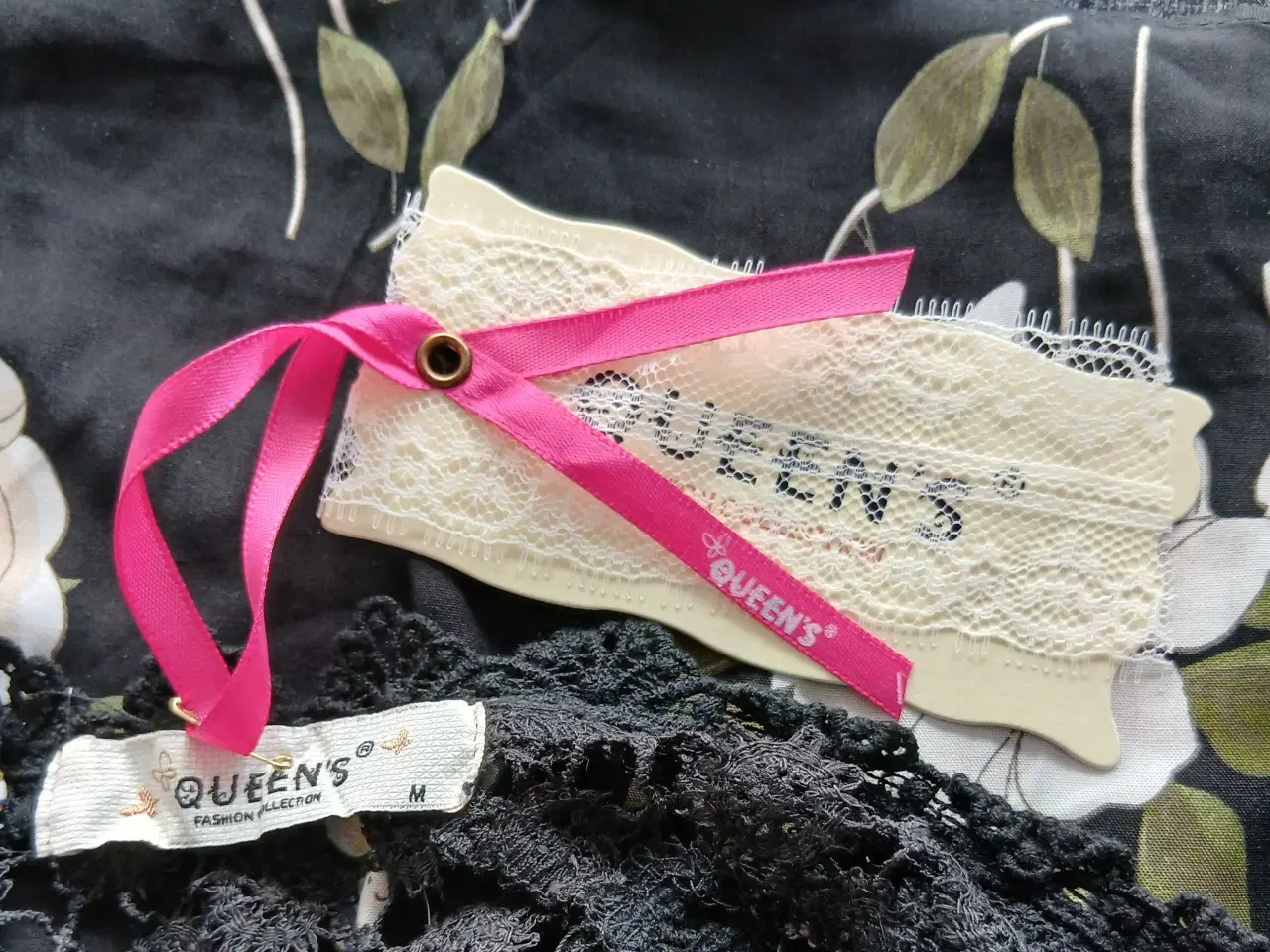 Billede 7 - Kjole. Queen's. Medium/38