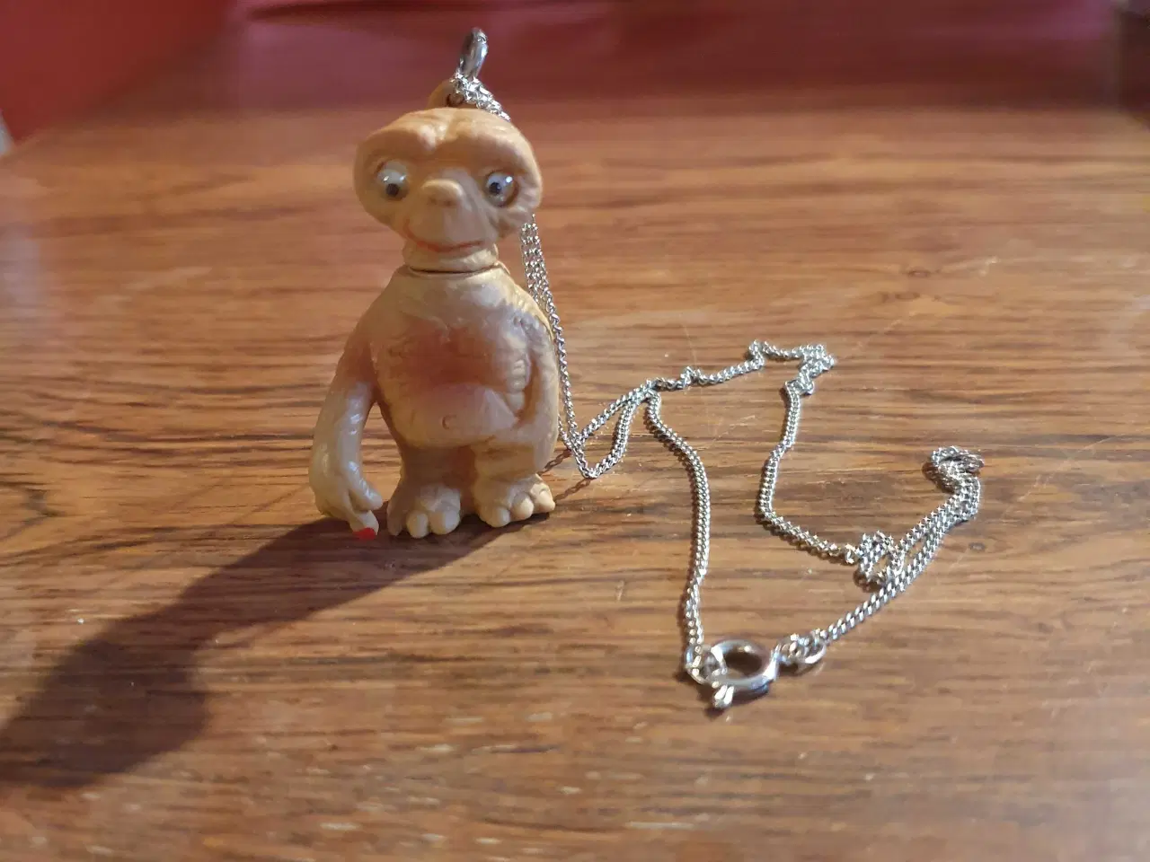 Billede 1 - E.T. figur i halskæde