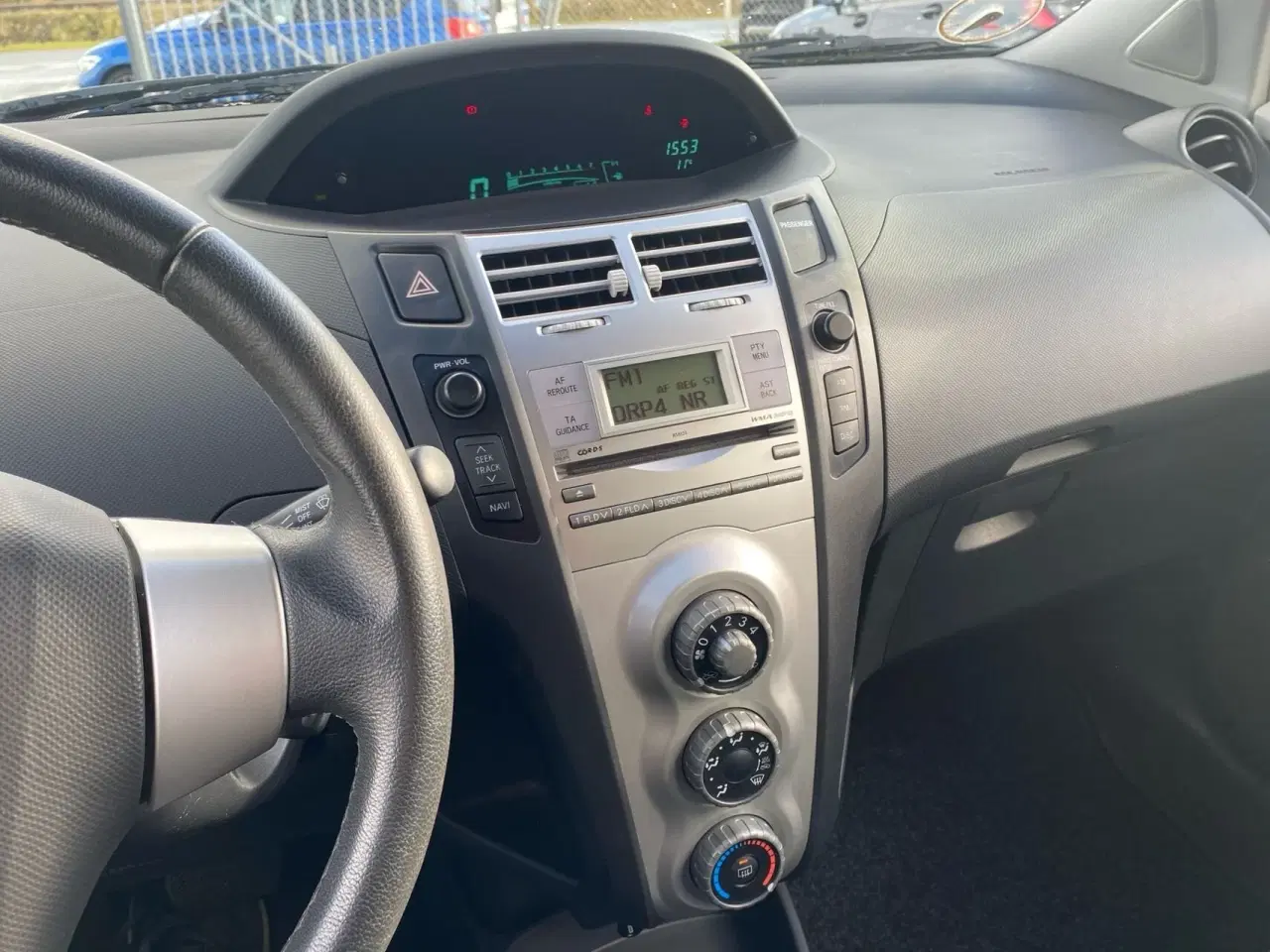 Billede 11 - Toyota Yaris - 87HK 5d