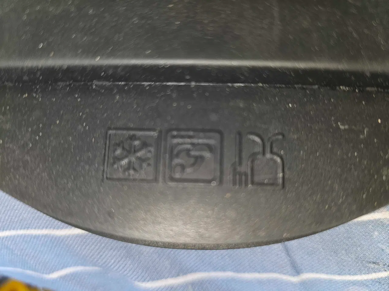 Billede 3 - Silikone-isterningform 160 stk à 1cm³