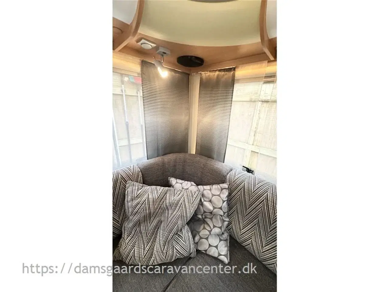 Billede 9 - 2011 - Adria Adora 472 LU Enkeltsenge-Lamel-Gulvtemp.-Mover-Telt