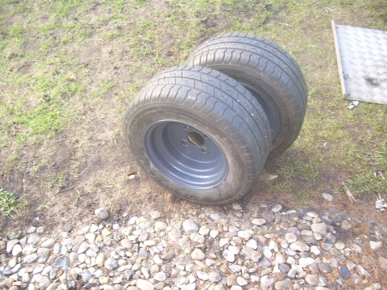 Billede 1 - Trailer  2 stk hjul 195-55-10