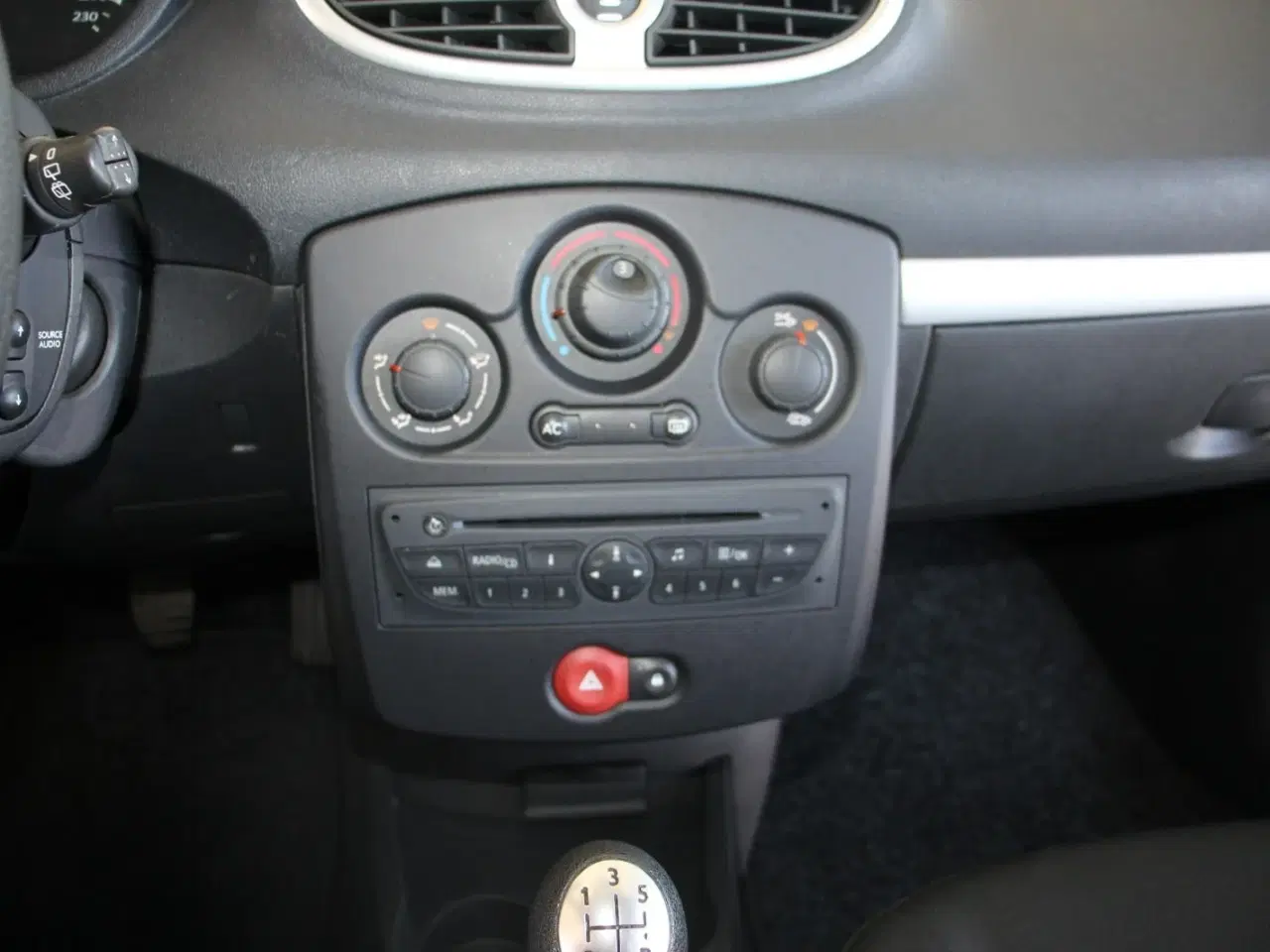 Billede 17 - Renault Clio III 1,5 dCi 85 Expression Sport Tourer