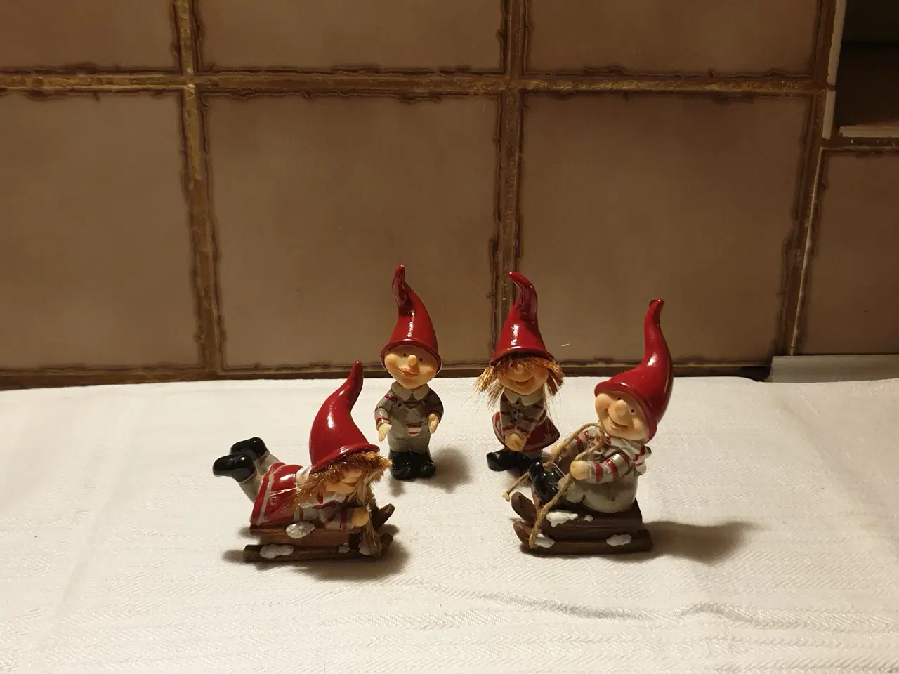 Billede 1 - Nisser Chilinisser 1stk25kr 4stk75kr