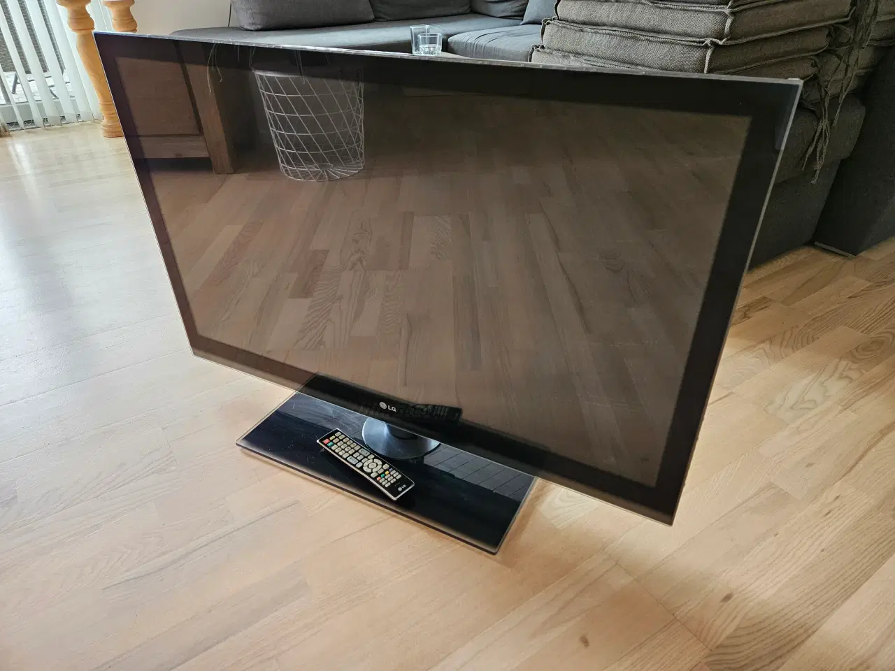Billede 2 - LG 42" LED TV