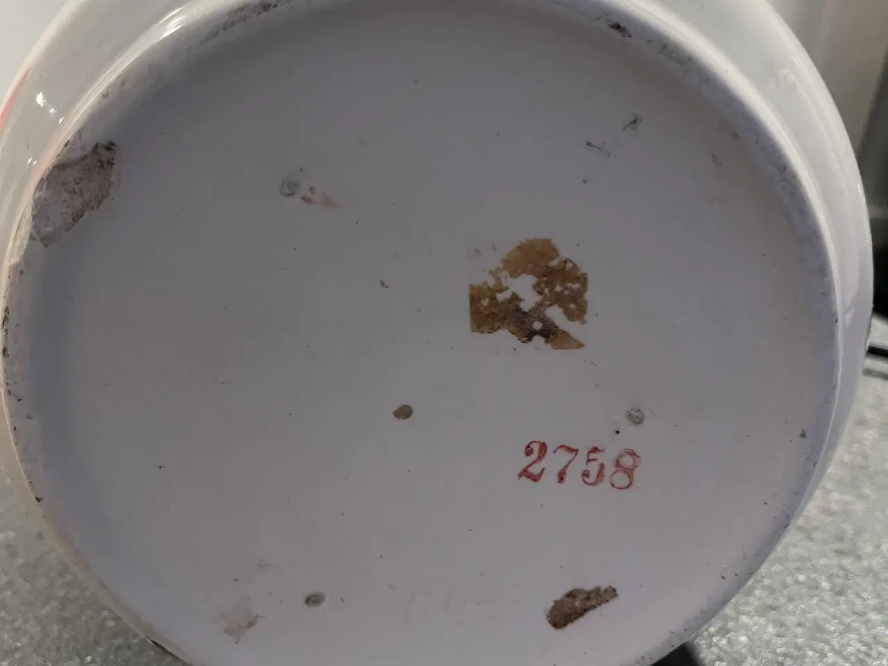 Billede 4 - Flot antik kande med dekorativ blomsterkant med fe