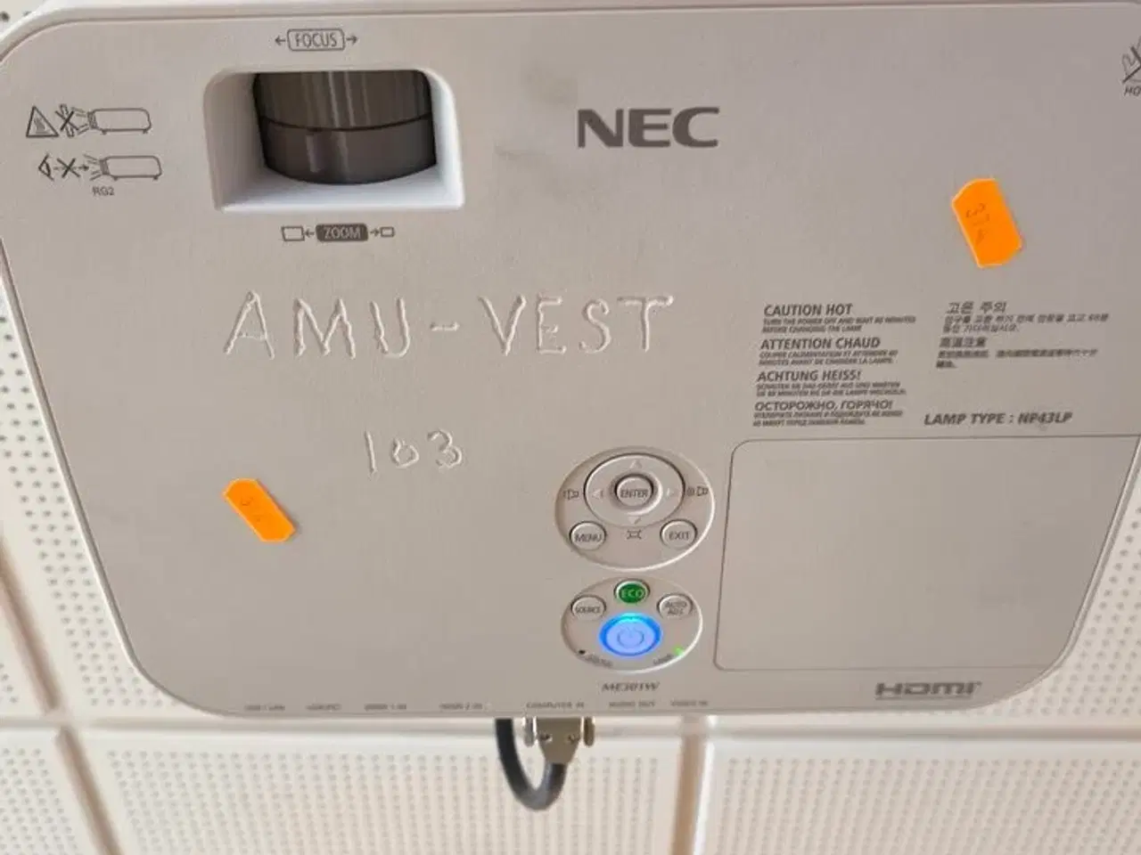 Billede 1 - Projektor NEC ME301W inkl. lærred