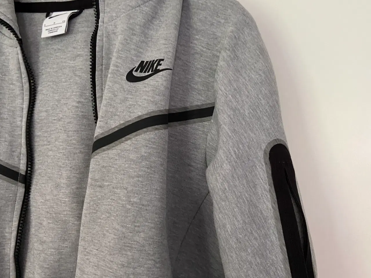 Billede 2 - Nike Tech Fleece