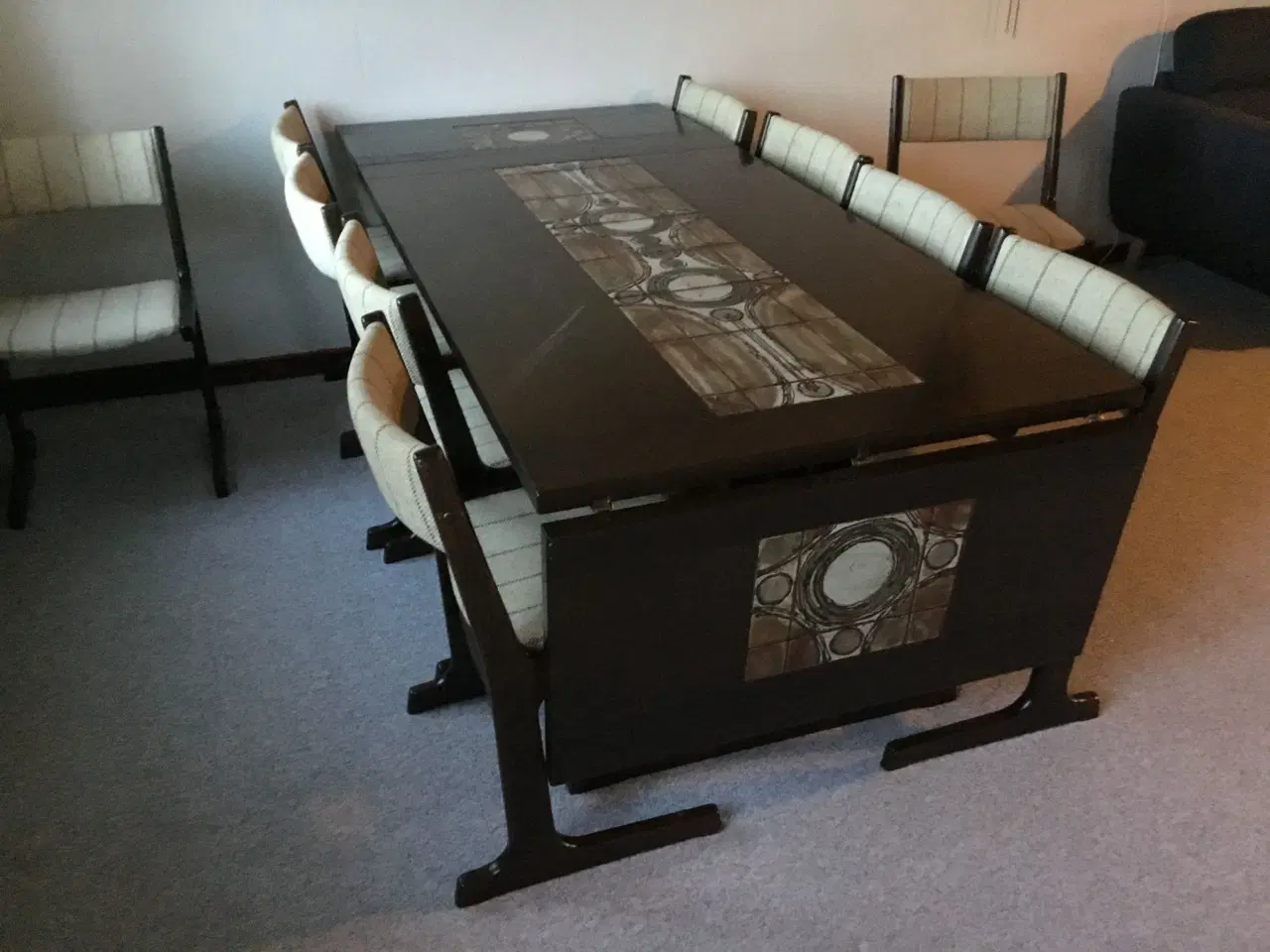 Billede 1 - Spisebord med 8 stole