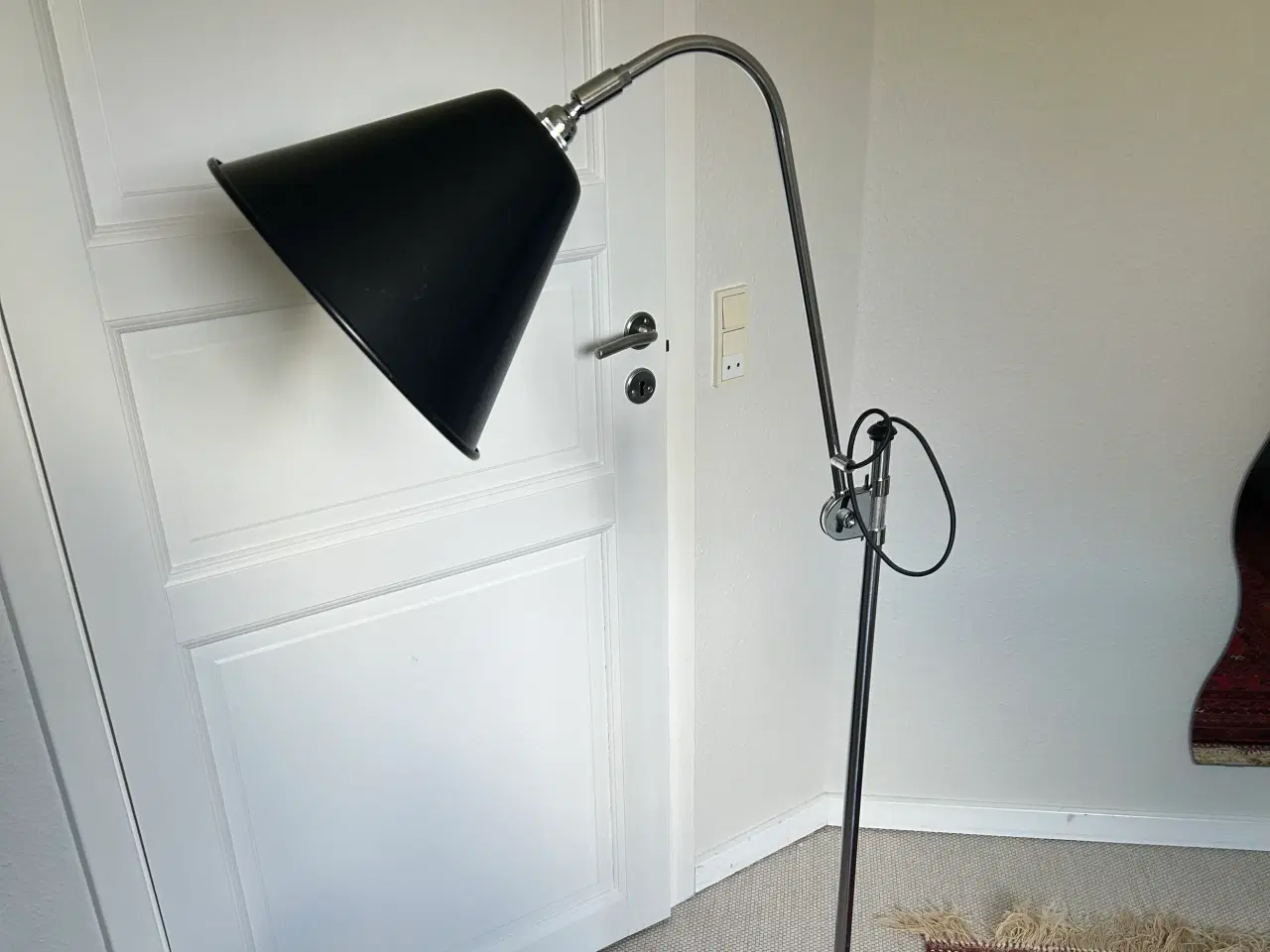Billede 2 - Gubi gulvlampe sort/krom ø 28