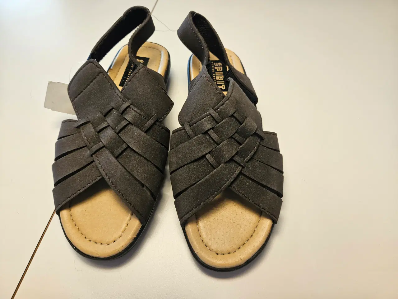 Billede 1 - Damesandaler str 37
