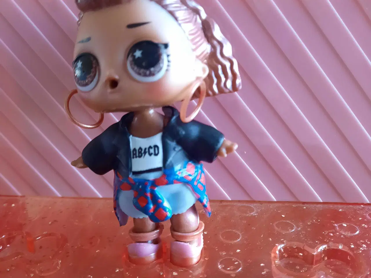 Billede 8 - LOL transporthus med figurer mm