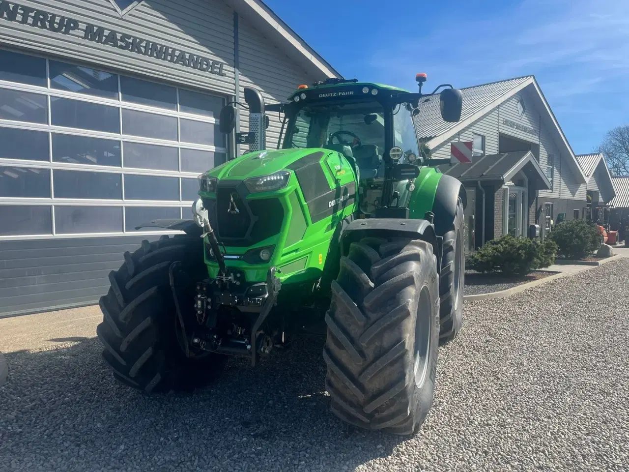 Billede 9 - Deutz-Fahr Agrotron 8280 TTV Stage V Warrior med fuld affjedring og evt. GPS