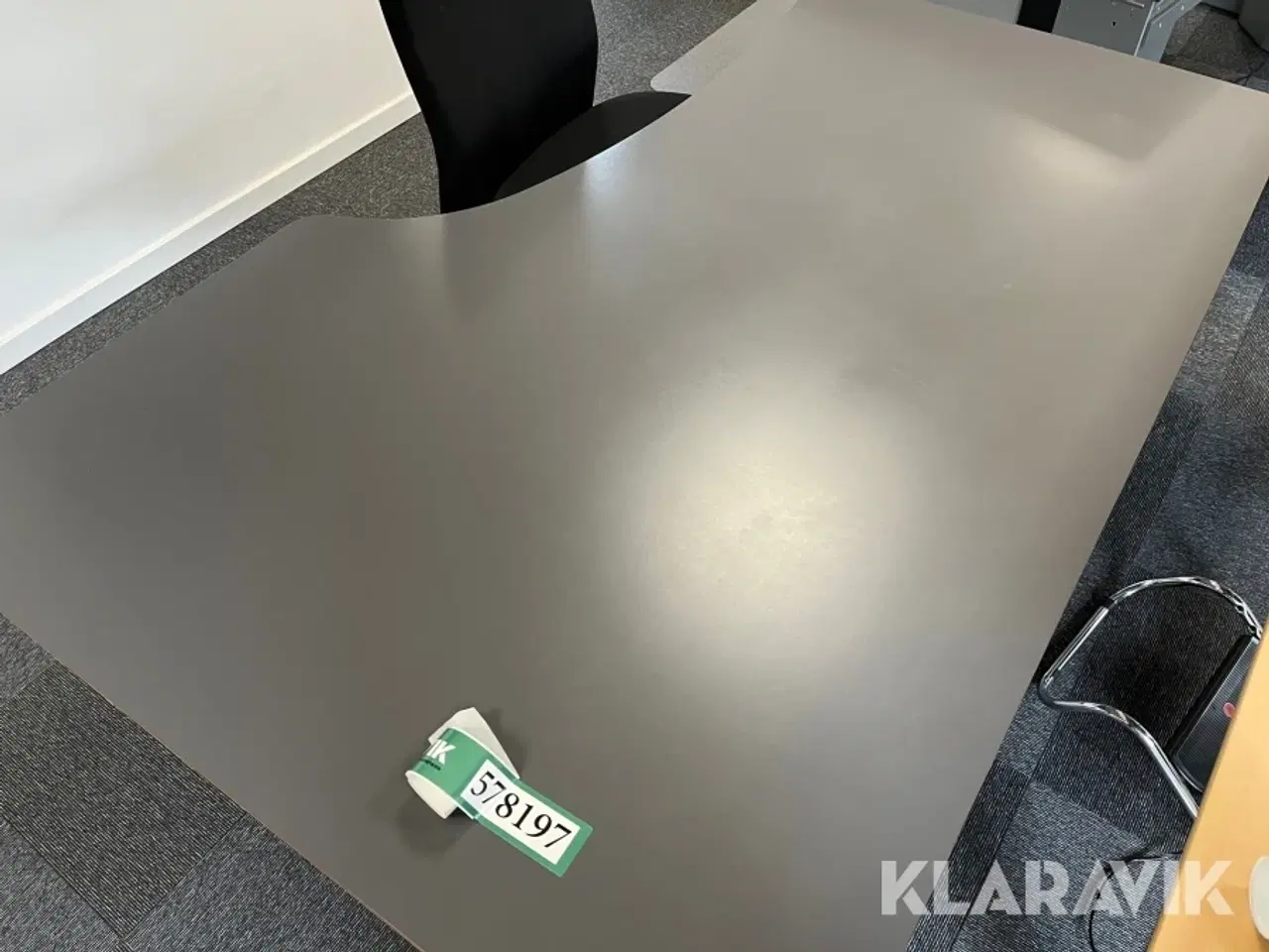 Billede 3 - Skrivebord med stol