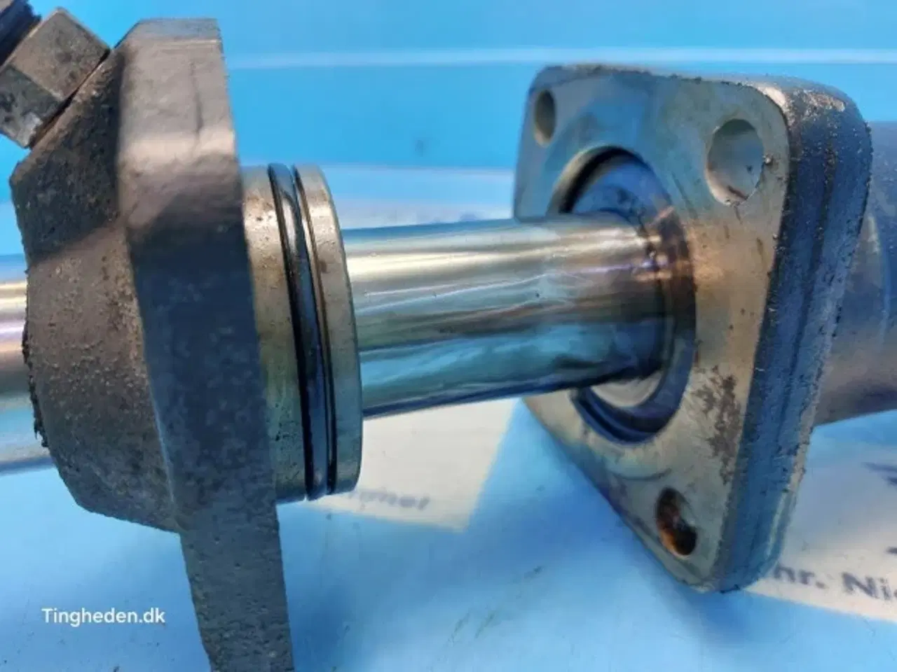 Billede 3 - New Holland LB110 Styrecylinder 85805978