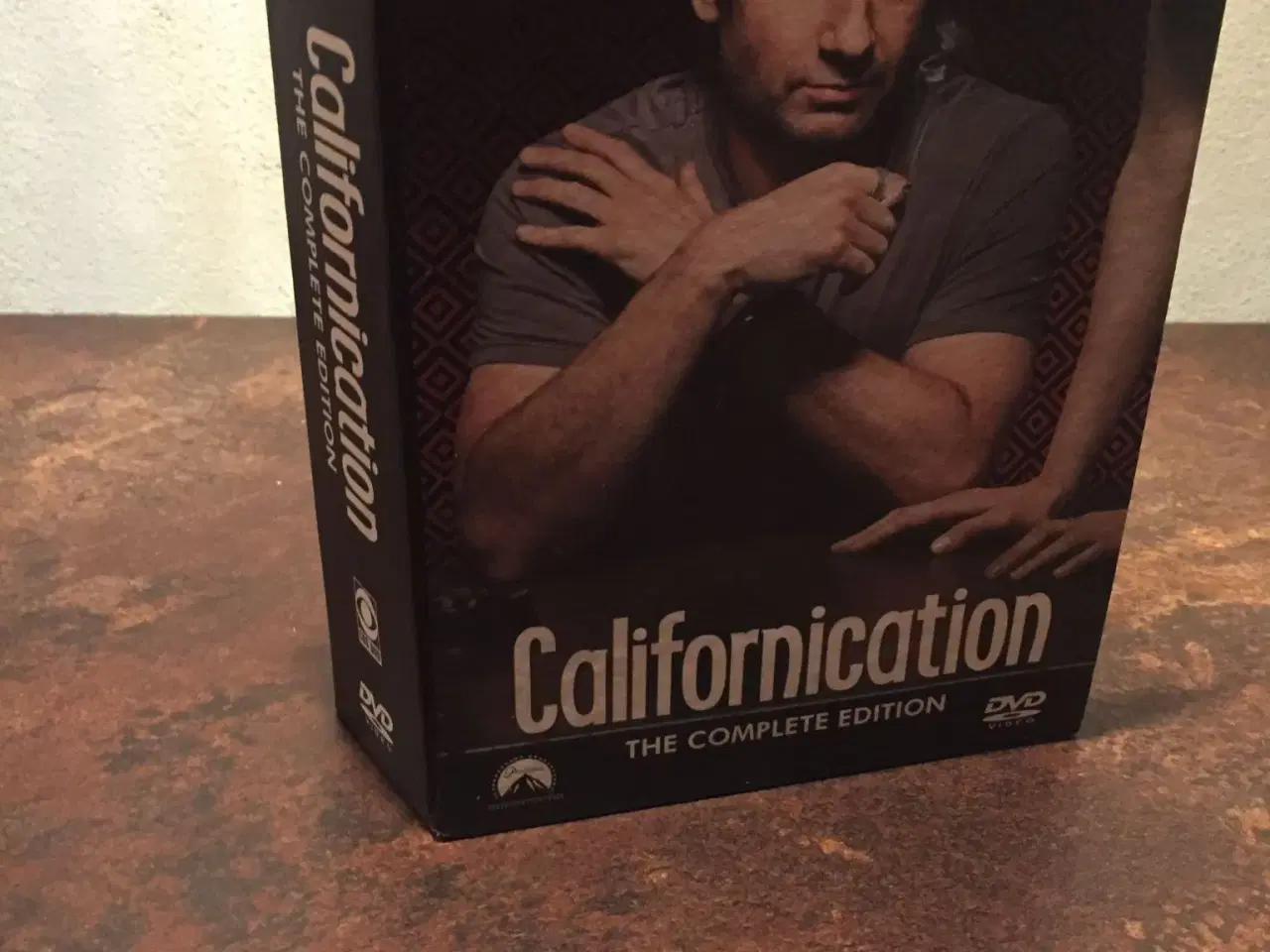 Billede 1 - californication tv boks