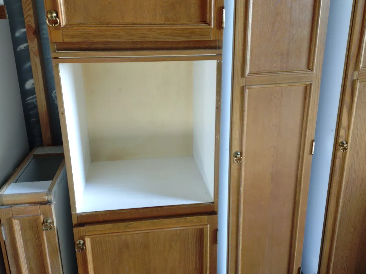 Billede 6 - Vintage køkken med fyldningslåger