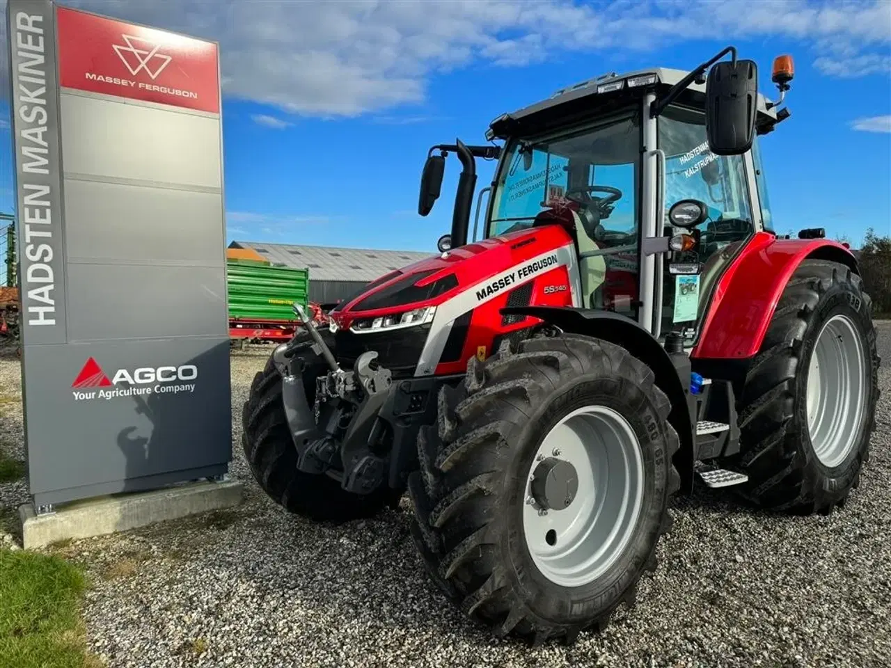 Billede 1 - Massey Ferguson 5S-145 Dyna 6 Efficient Leasing fra 8638,-