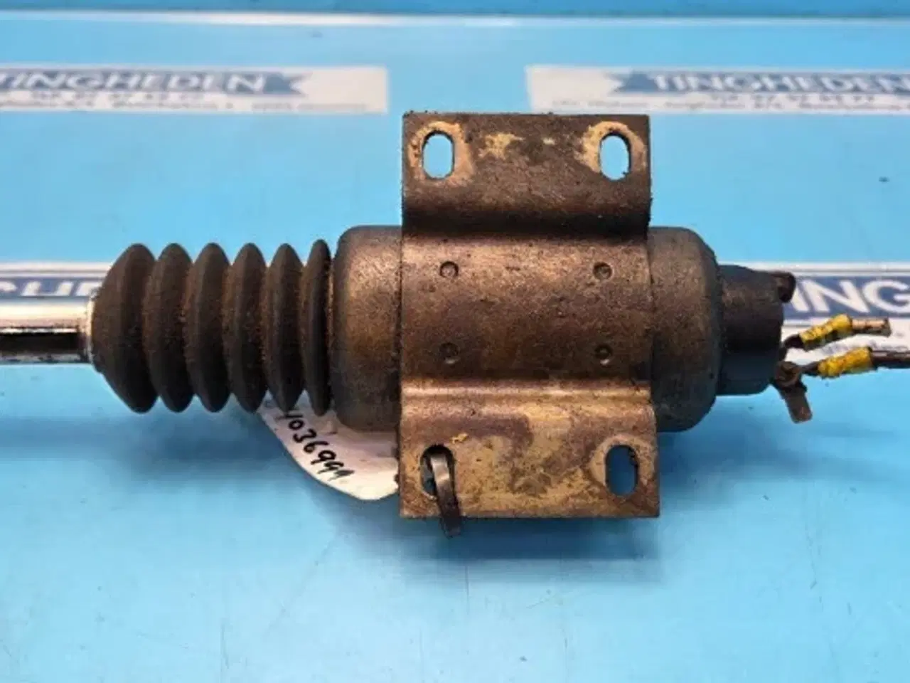 Billede 5 - New Holland FX38 Magnetventil 84038194