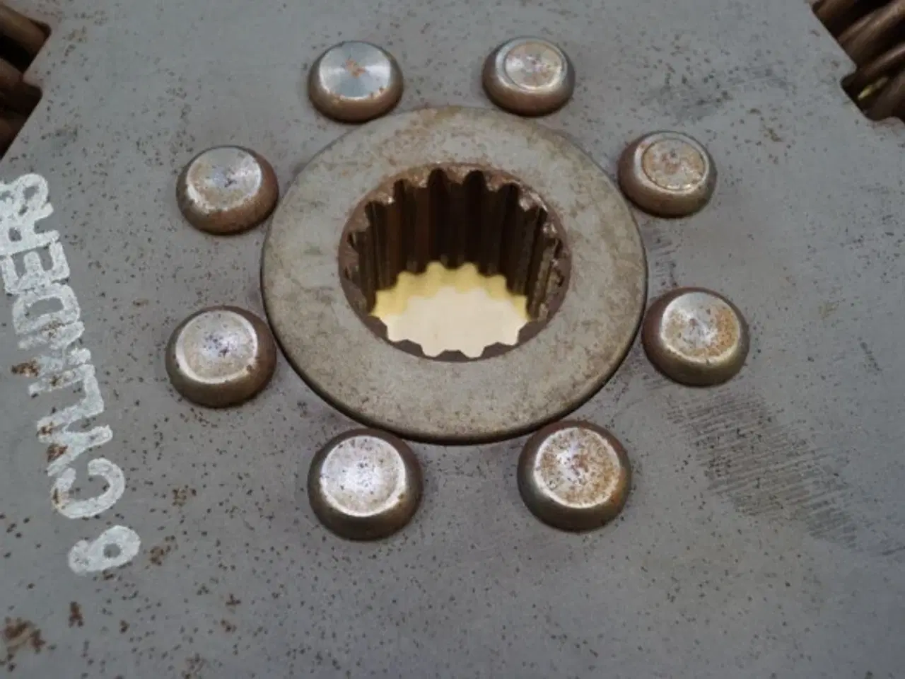 Billede 5 - Case Maxxum 115 Dæmpernav 87527557