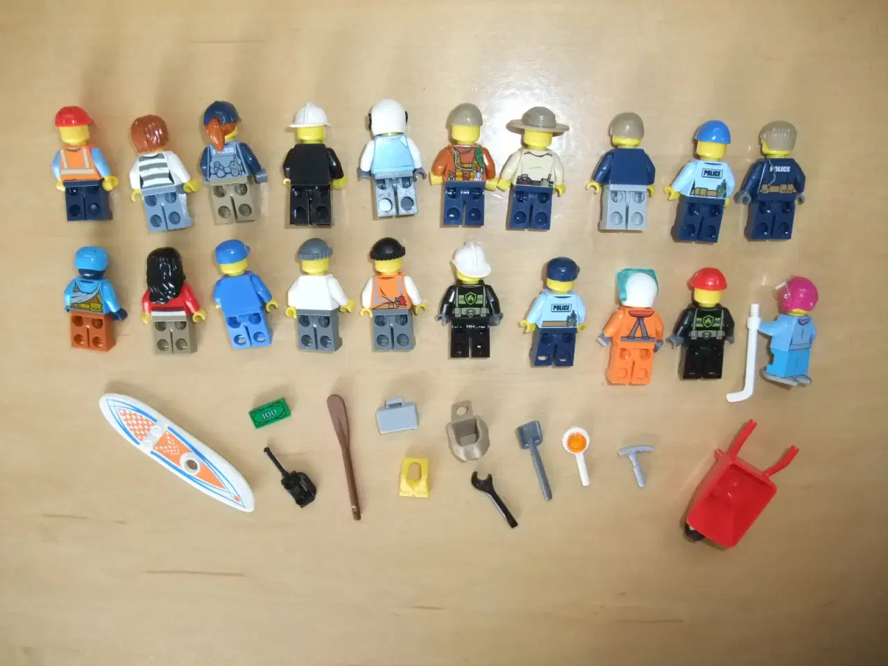 Billede 4 - Lego City Figurer+Tilbehør