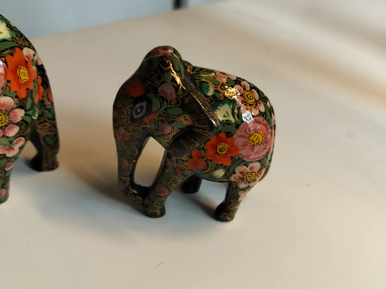 Billede 3 - Fine elefanter med blomster