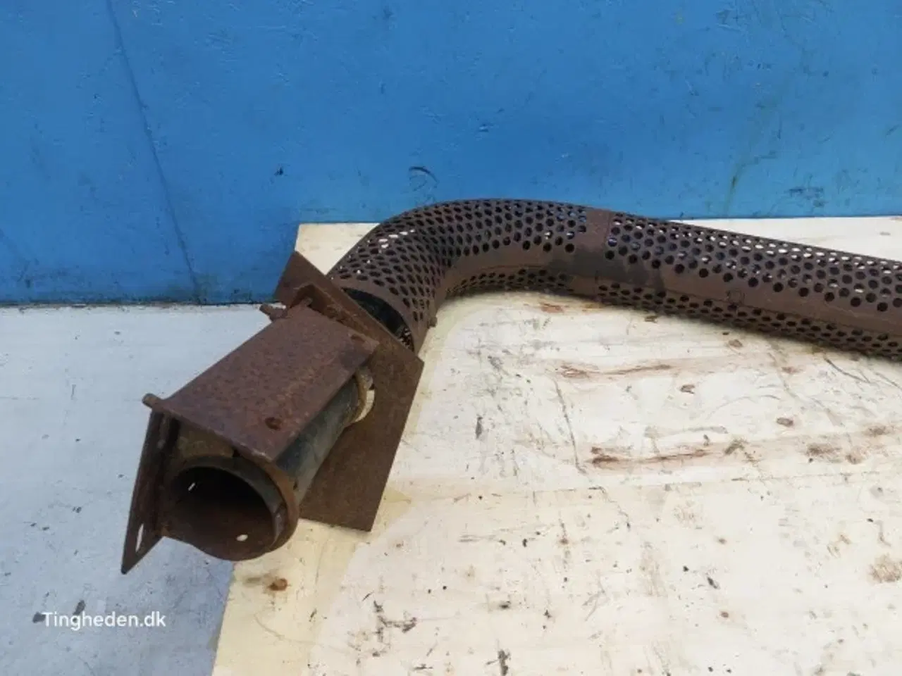 Billede 18 - New Holland 8160 Udstødningsrør 82020110