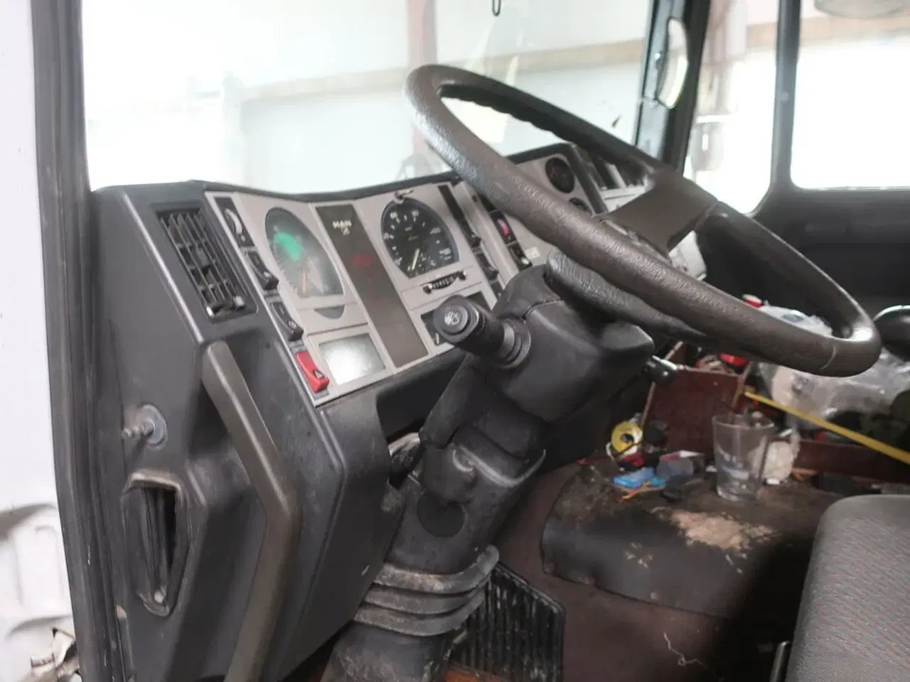 Billede 24 - Lastbil MAN 14.224 m. HIAB kran