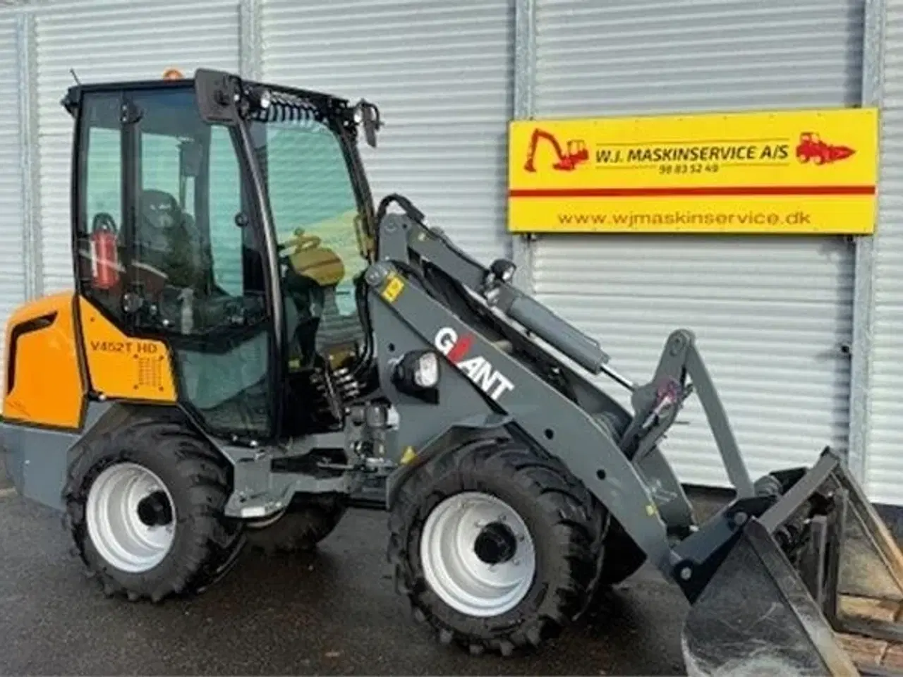 Billede 5 - GiANT v452HD står som ny kun 250 timer