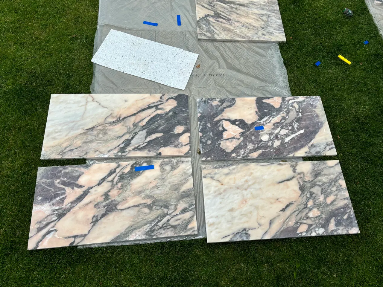 Billede 2 - CALACATTA VIOLA MARMOR — 50M² — FEJLKØB SÆLGES