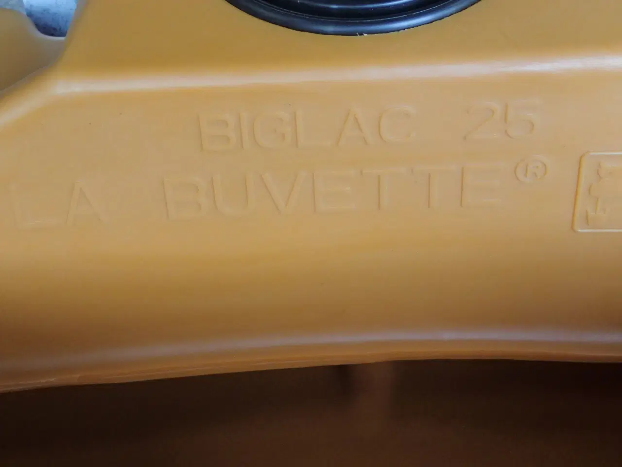 Billede 2 - Drikketrug La Buvette Biglac med svømmer        