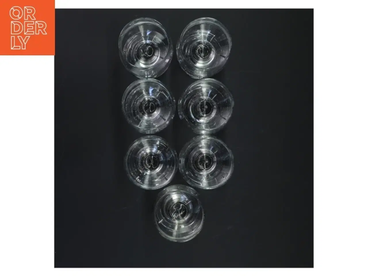 Billede 4 - Sæt af 7 glas (str. H 11,5 cm, ø. 6 cm)