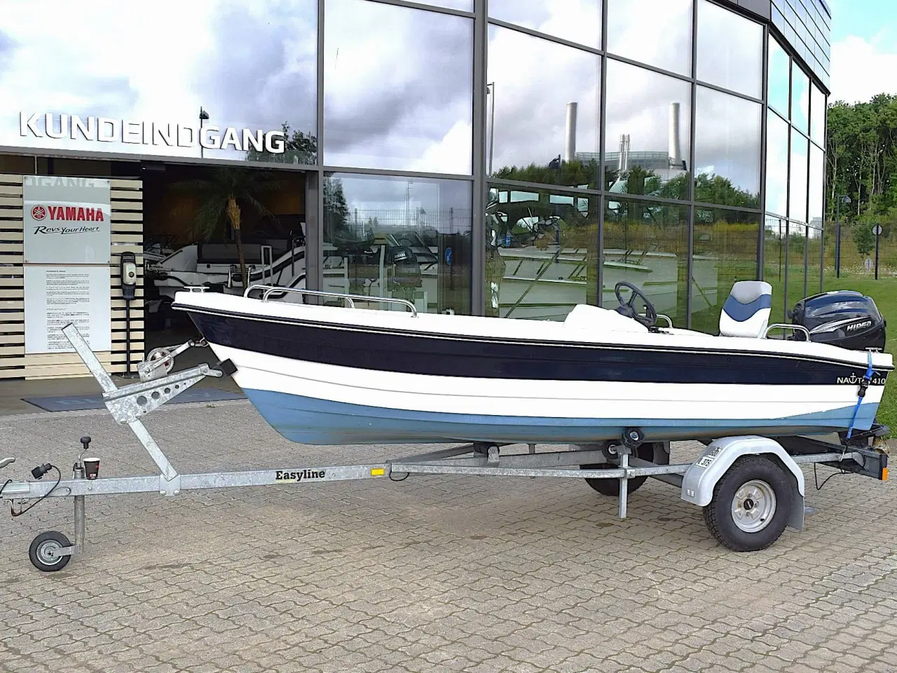 Billede 1 - Nautic 410 Styrepultbåd m/ Hidea 15 hk