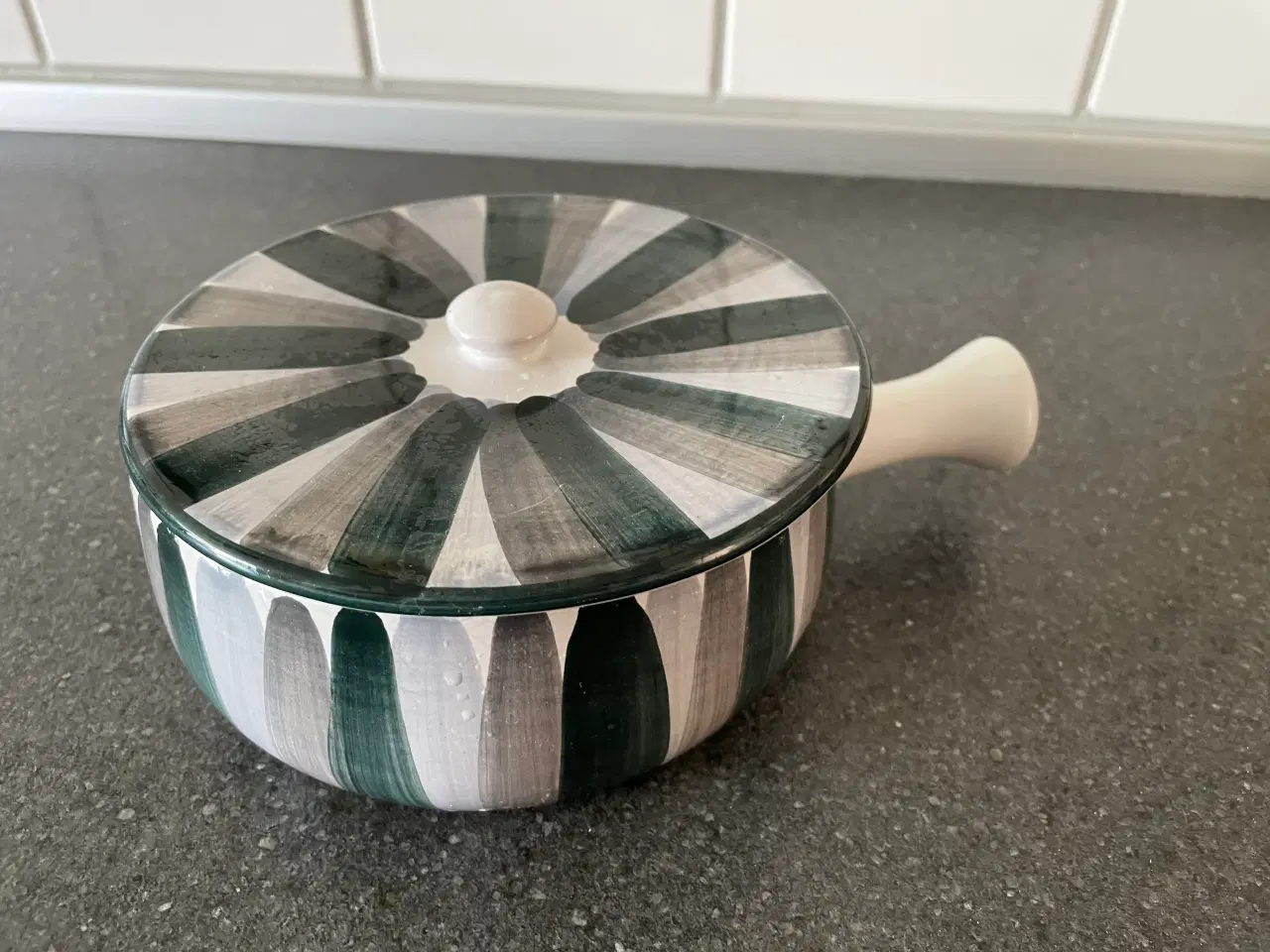 Billede 1 - Bangholm skål med låg og håndtag 