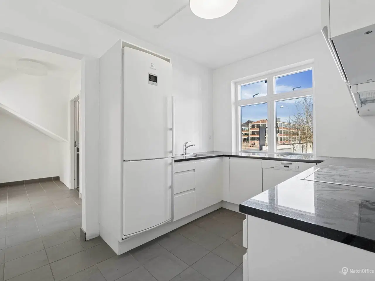 Billede 7 - 311 m2 charmerende ”mini-kontordomicil” tæt på Glostrup Station med adgang til fælles kantine.