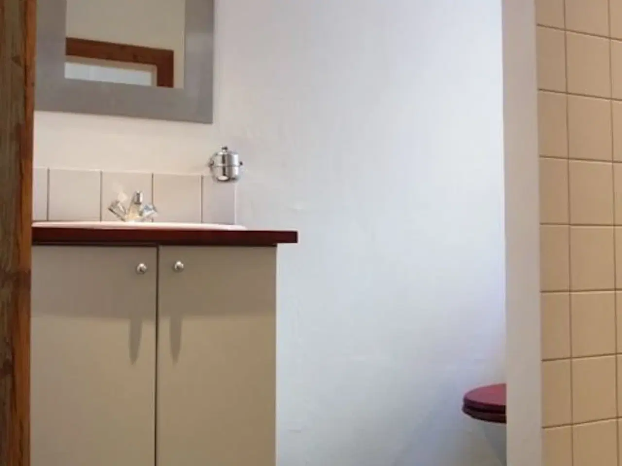 Billede 6 - Lys og moderne kontor med gode faciliteter til leje.