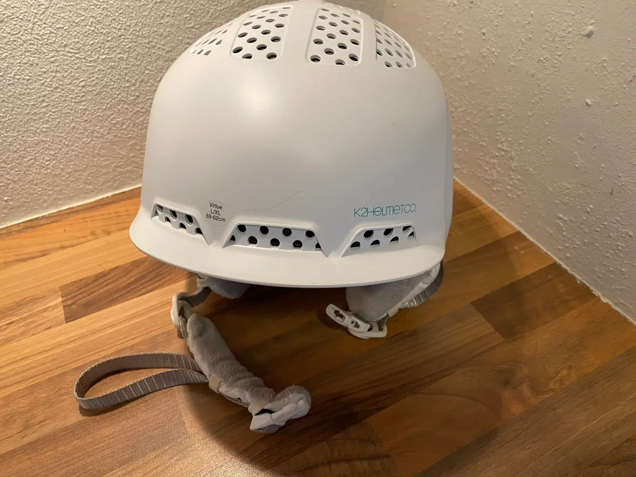 Billede 4 - K2 Virtue L/XL skihjelm - brugt 2 gange